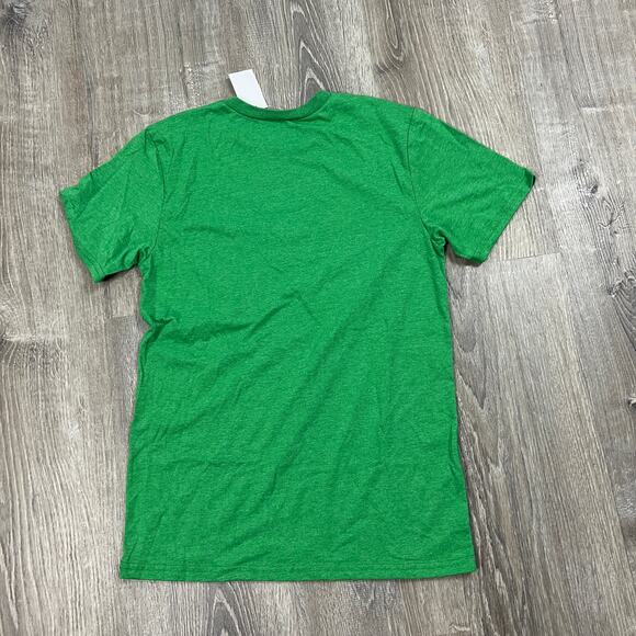 Fifth Sun Men's Green I'm Feelin' Lucky Graphic T-Shirt - Size Small - NWT - Picture 6 of 6